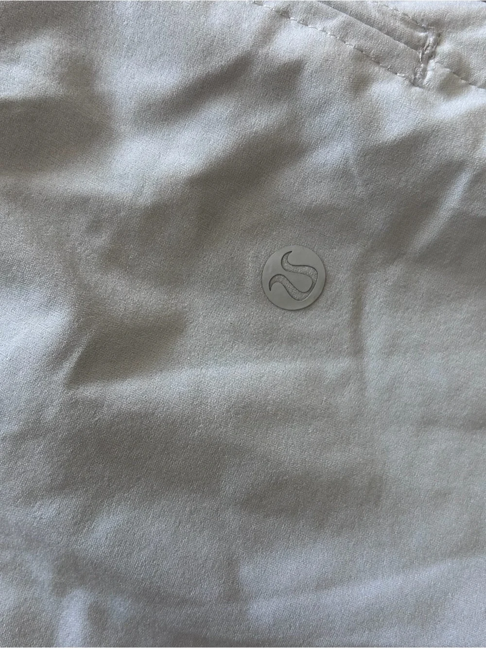lululemon athletica breathable pockets lightweight